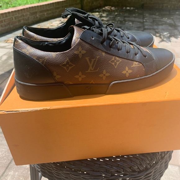 Louis Vuitton sneakers - Picture 2 of 6